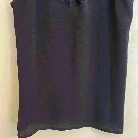 41 Hawthorn Black Sleeveless Blouse Top with Crochet Detail Size M - Picture 8 of 12